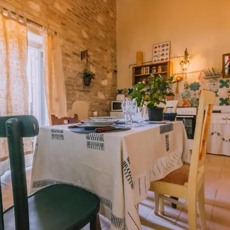 Bed & Breakfast Gaeleon 4*